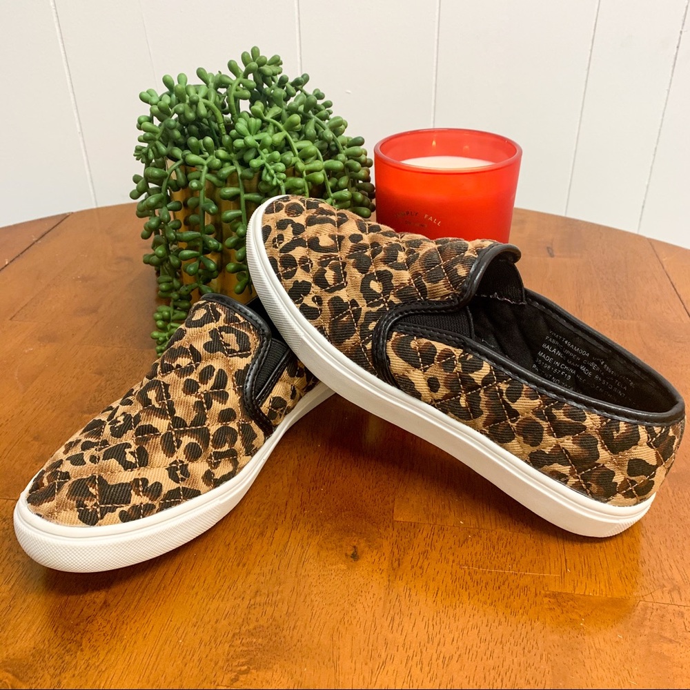 **SOLD** Time & Tru Quilted Leopard Slip-On’s